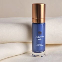 Augustinus Bader The Cream Crème Anti-Âge Légère 11 Augustinus Bader The Cream Crème Anti-Âge Légère -Cosmétiques De Mode 11 21 Encart Inspi The Rich Cream Augustinus BADER TINY