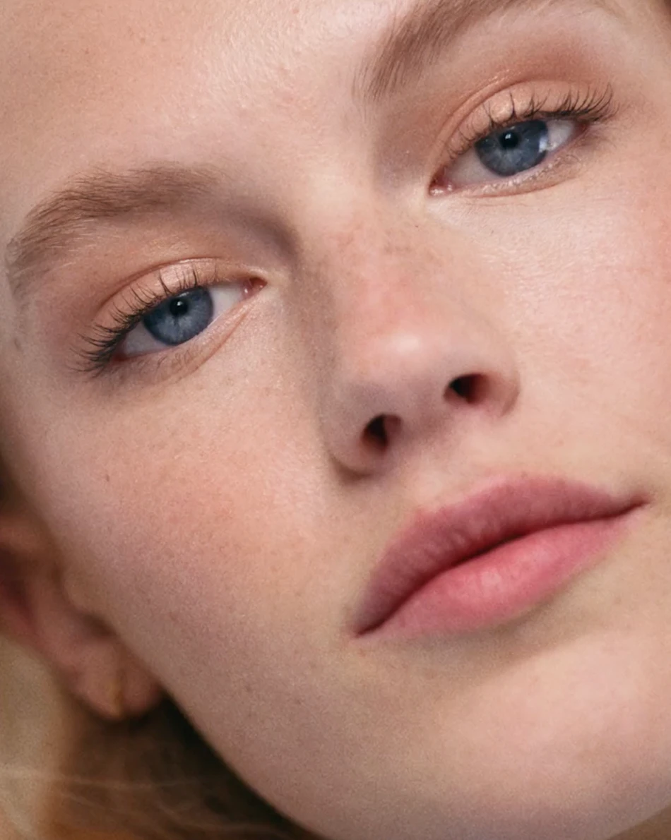 In Full Micro-Tip Crayon Sourcils 13 In Full Micro-Tip Crayon Sourcils – Image 11