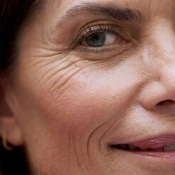 Fond De Teint -Cosmétiques De Mode Encart Inspi modele blush