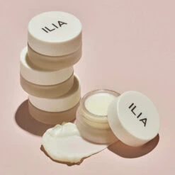 Lip Wrap Overnight Treatment Baume à Lèvres De Nuit -Cosmétiques De Mode ILIA 0000 Lip Wrap TowerSwatch