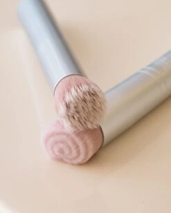 RMS Beauty Skin2Skin Foundation Brush