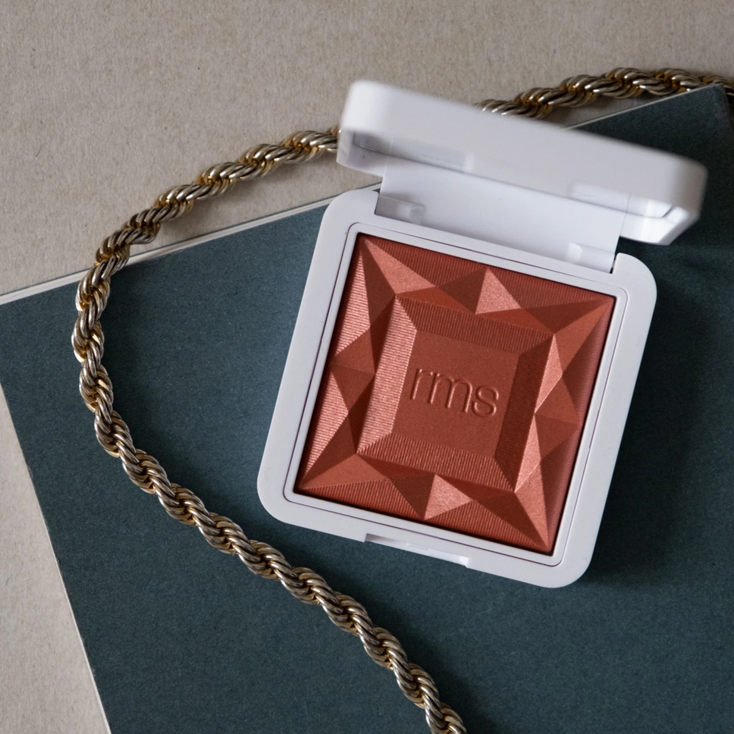 RMS Beauty ReDimension Hydra Powder Blush 19 RMS Beauty ReDimension Hydra Powder Blush – Image 17