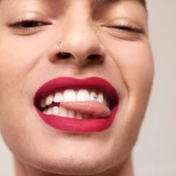 Petal Bouche Rouge à Lèvres Mat Sans Transfert -Cosmétiques De Mode vfr petal bouche coeur infidele 11